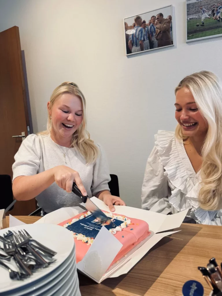 Nieske-en-Marijke-online-marketing-stagiaires